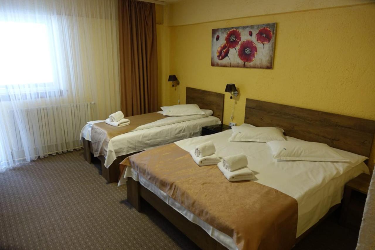 Cabana Fulg De Nea Predeal Esterno foto