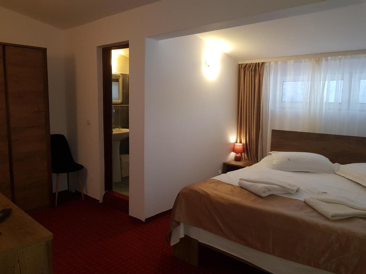 Cabana Fulg De Nea Predeal Esterno foto